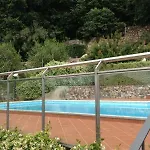 Santi *