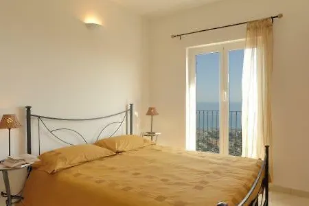 Santi Pietra Ligure
